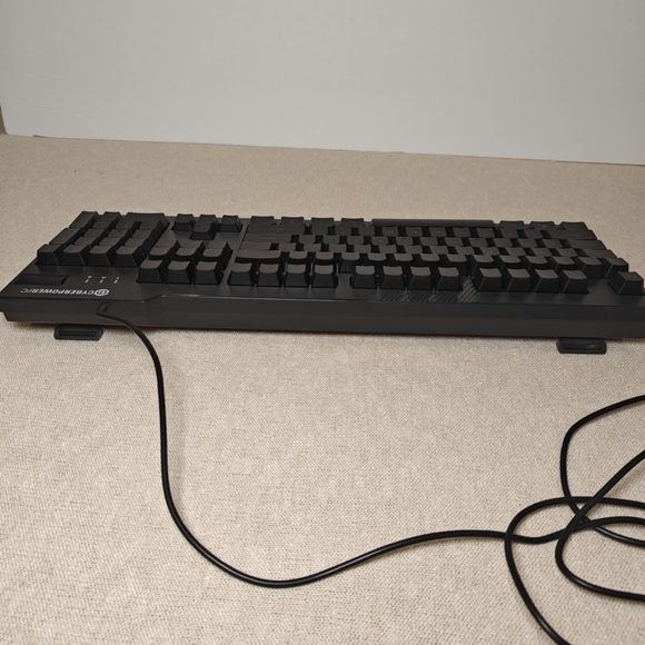 Cyberpower PC Wired LED Gaming Keyboard Play Ready  NOHI 01 KB-161-306 - Picture 8 of 11